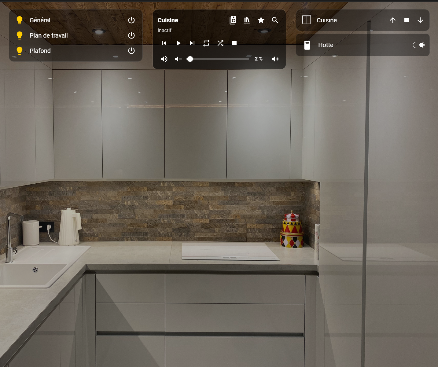 Interface ActivHome intégrée à la cuisine